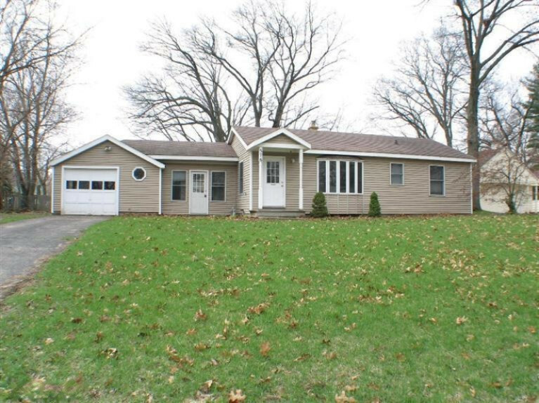 Property Photo: 576 Pinecrest Drive MI 49424