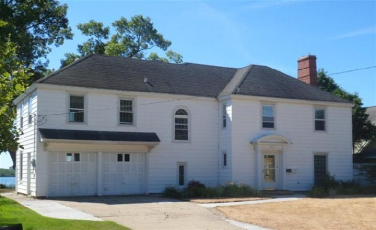 Property Photo: 1411 Ruddiman Drive MI 49445