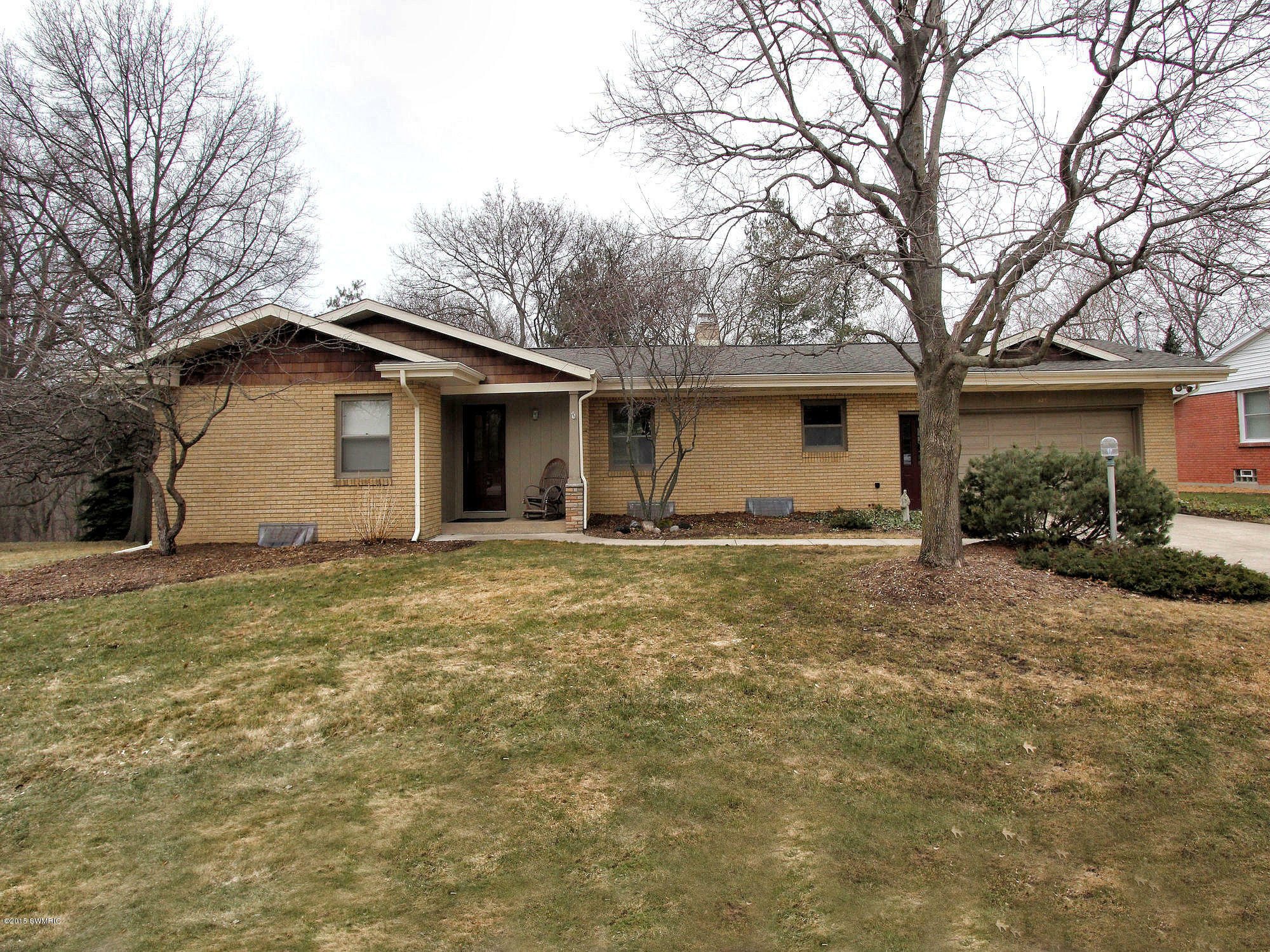 Property Photo: 1827 Orchard Lane NE MI 49505
