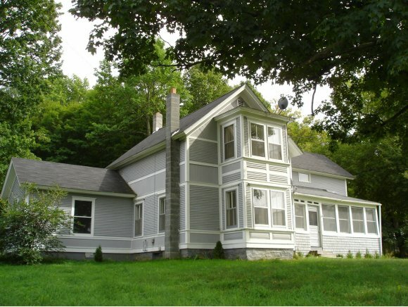 Property Photo:  140 Railroad St  VT 05468 