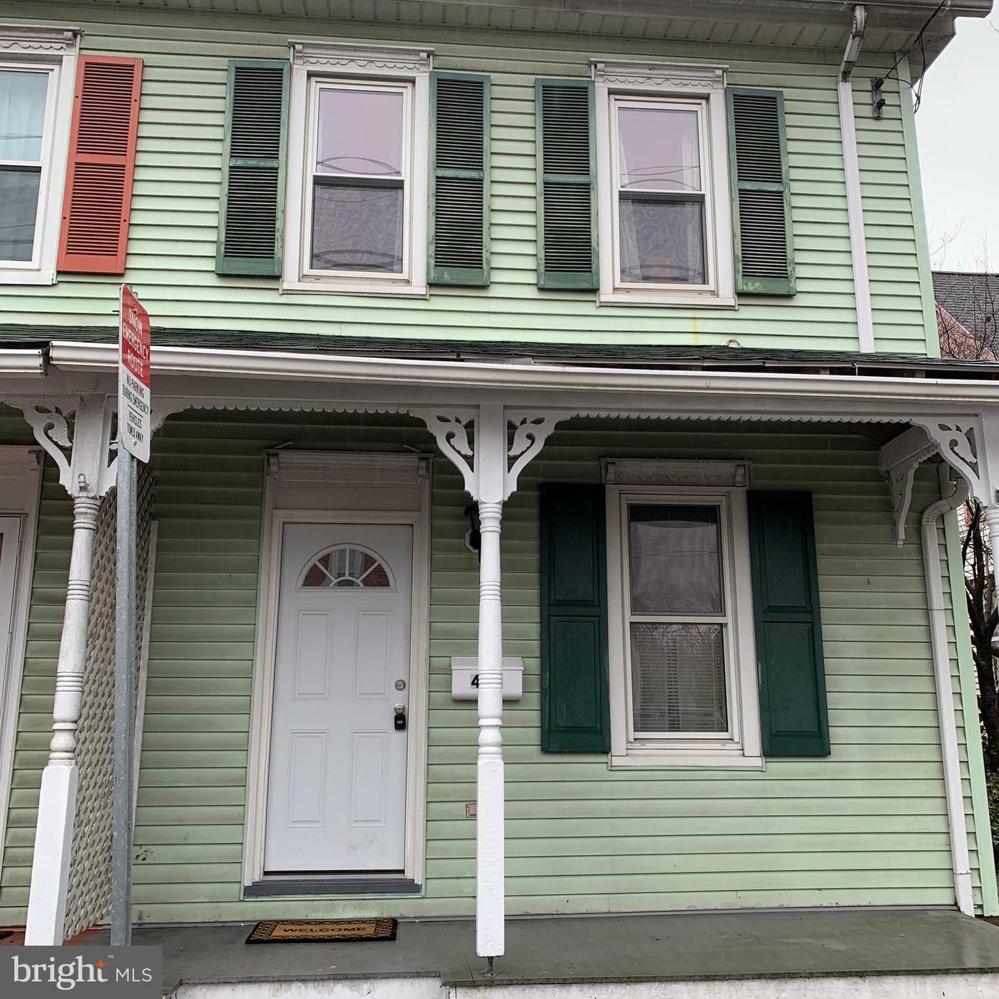 Property Photo:  422 E Main Street  PA 17543 