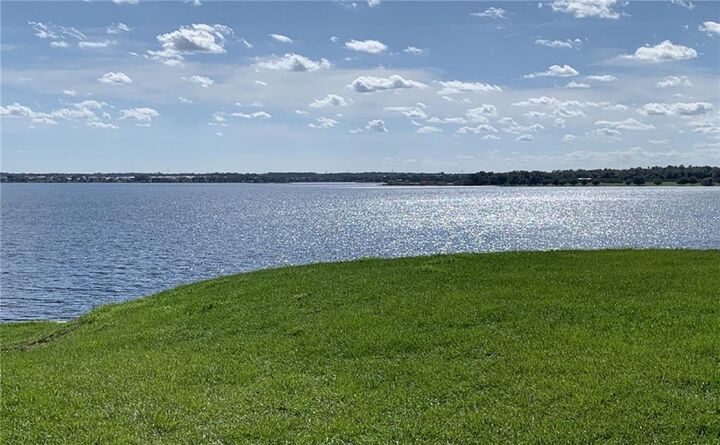 Property Photo:  630 Largovista Drive  FL 34787 