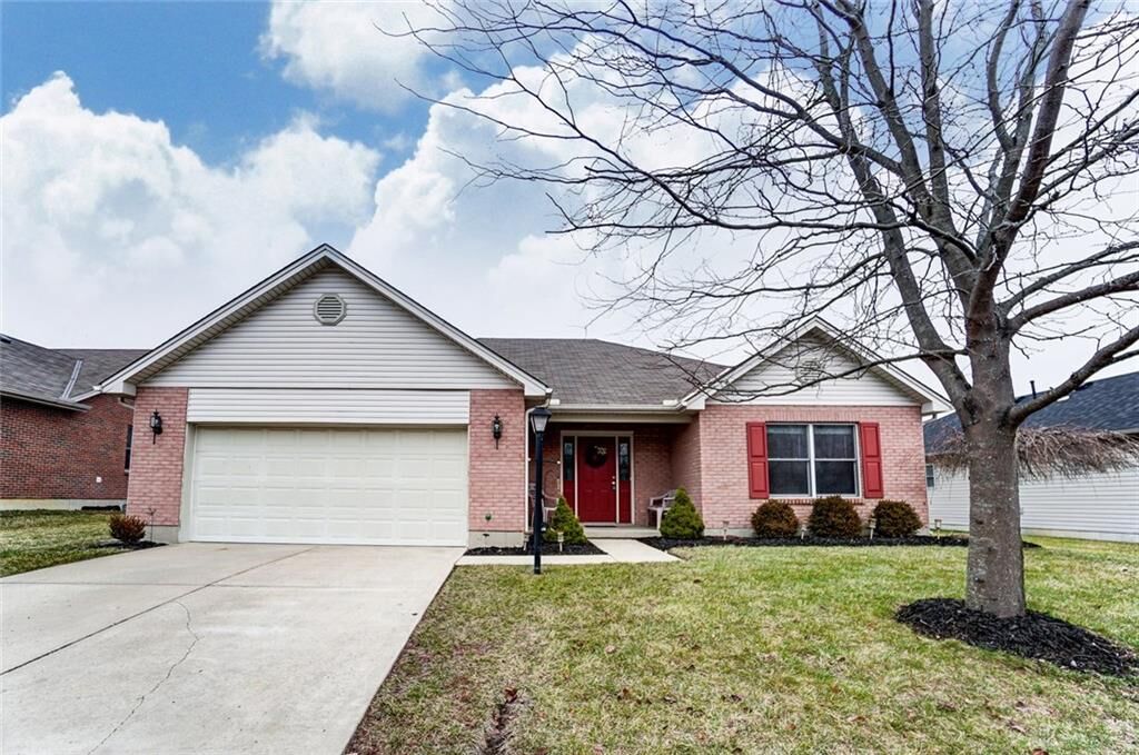 Property Photo: 1440 Adamsmoor Drive OH 45068