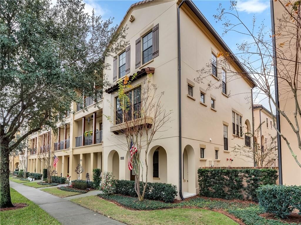 Property Photo: 4530 Lower Park Road 3 FL 32814