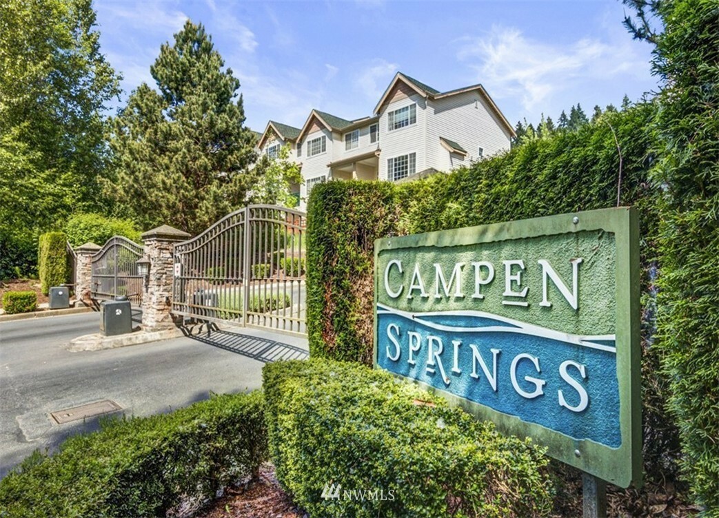 Property Photo: 4811 Shattuck Avenue S Cc102 WA 98055