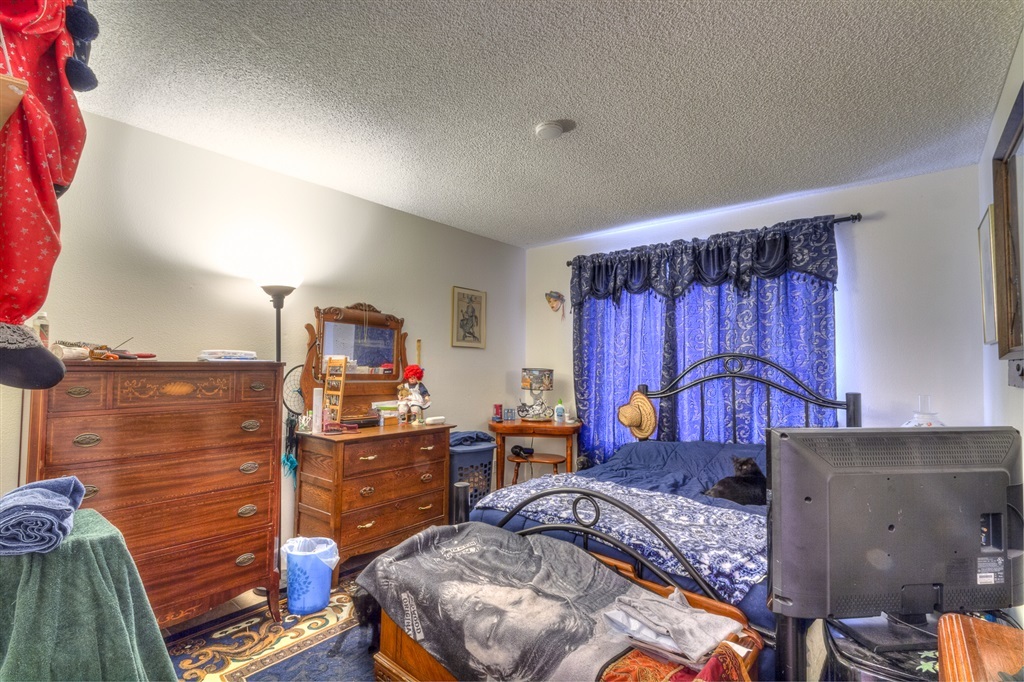Property Photo: 4735 Rim Rock Rd CA 92056