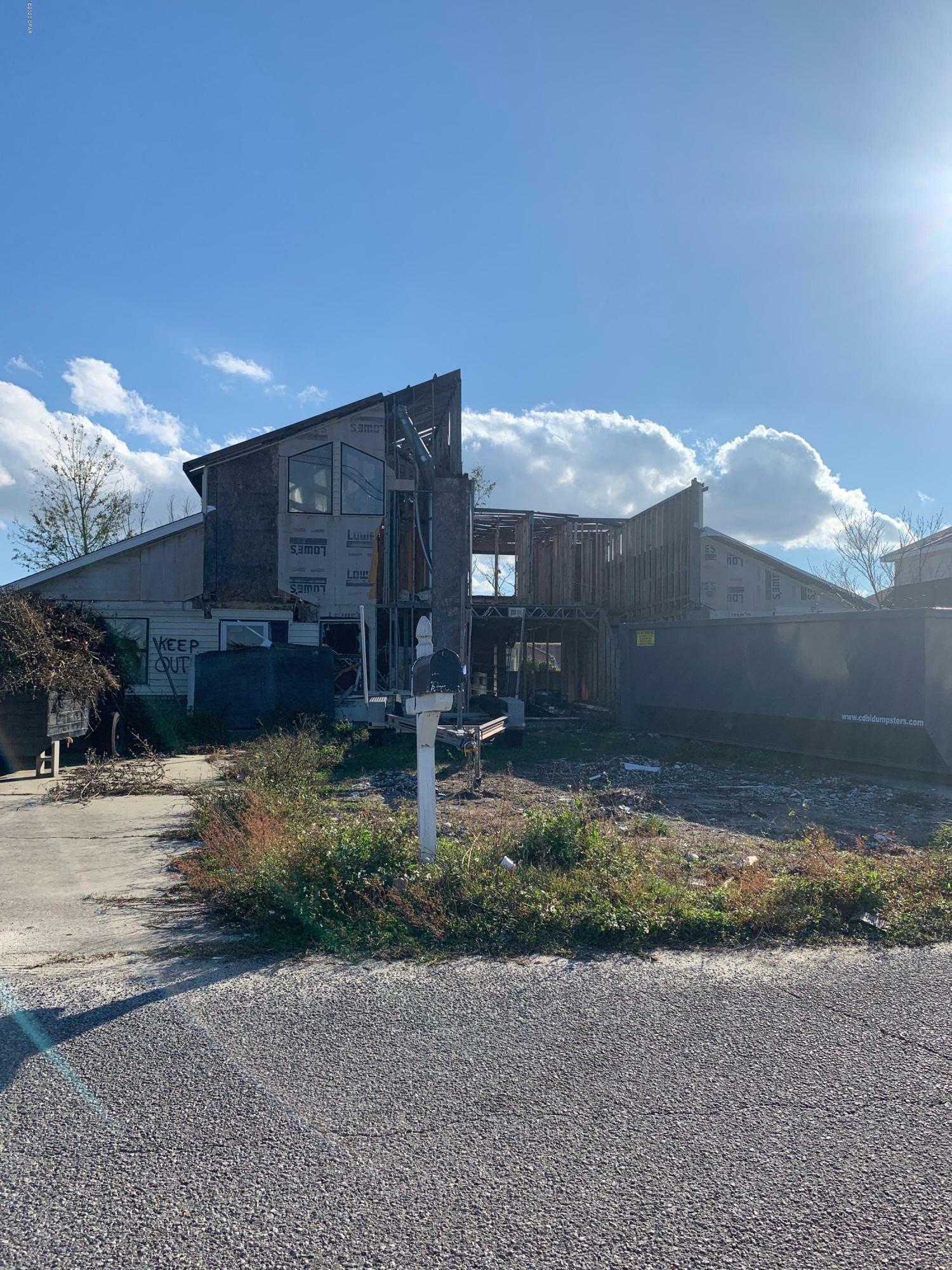 Property Photo: 509 E 24th Street FL 32444
