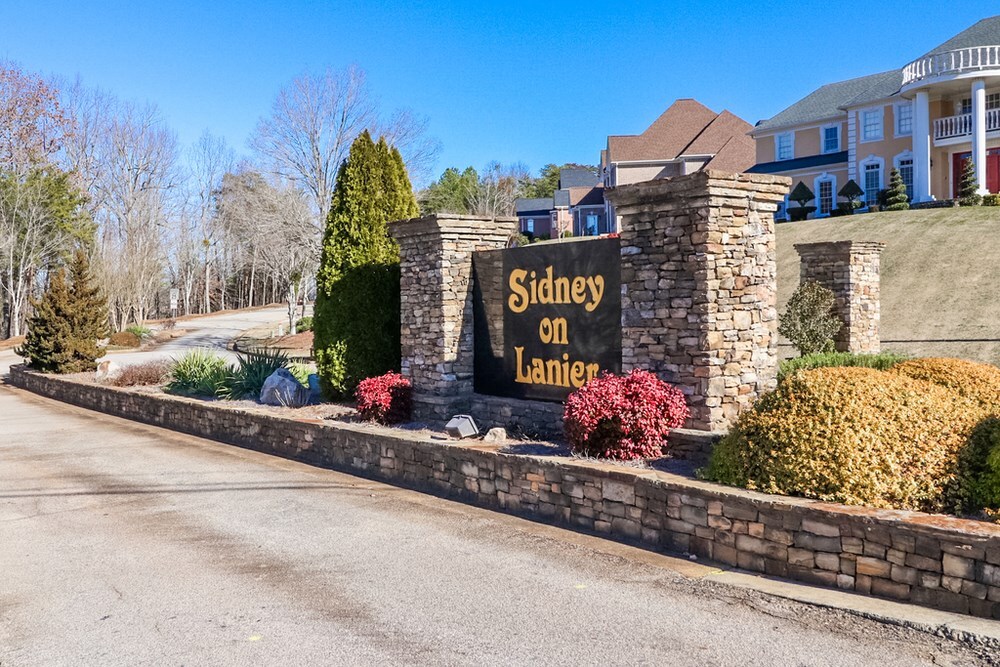 Property Photo:  2231 Huntingdon Ct  GA 30506 
