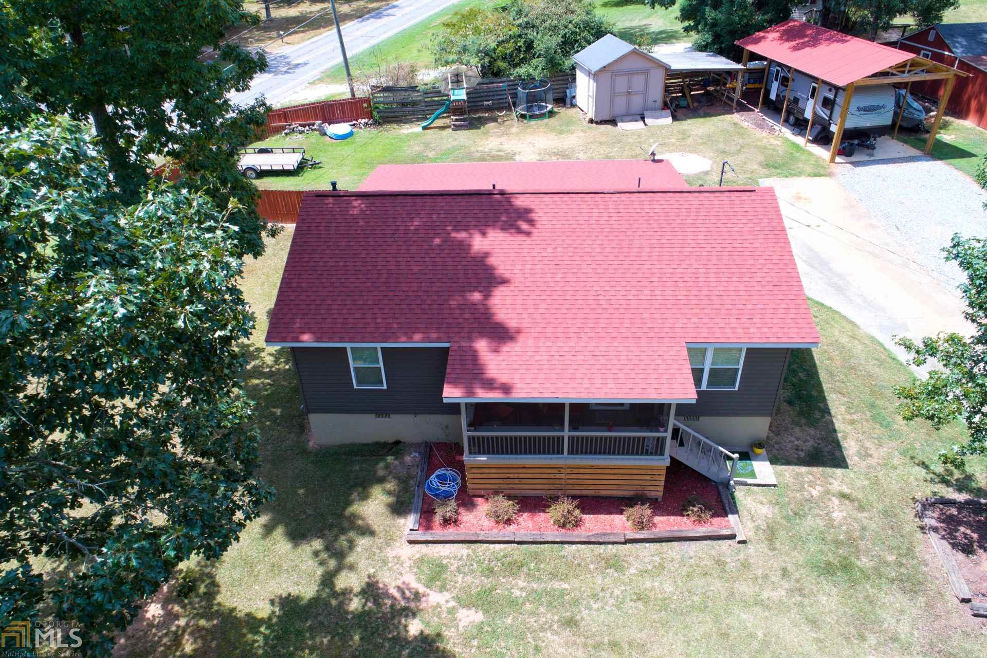 Property Photo: 20 Woodland Cir GA 30110