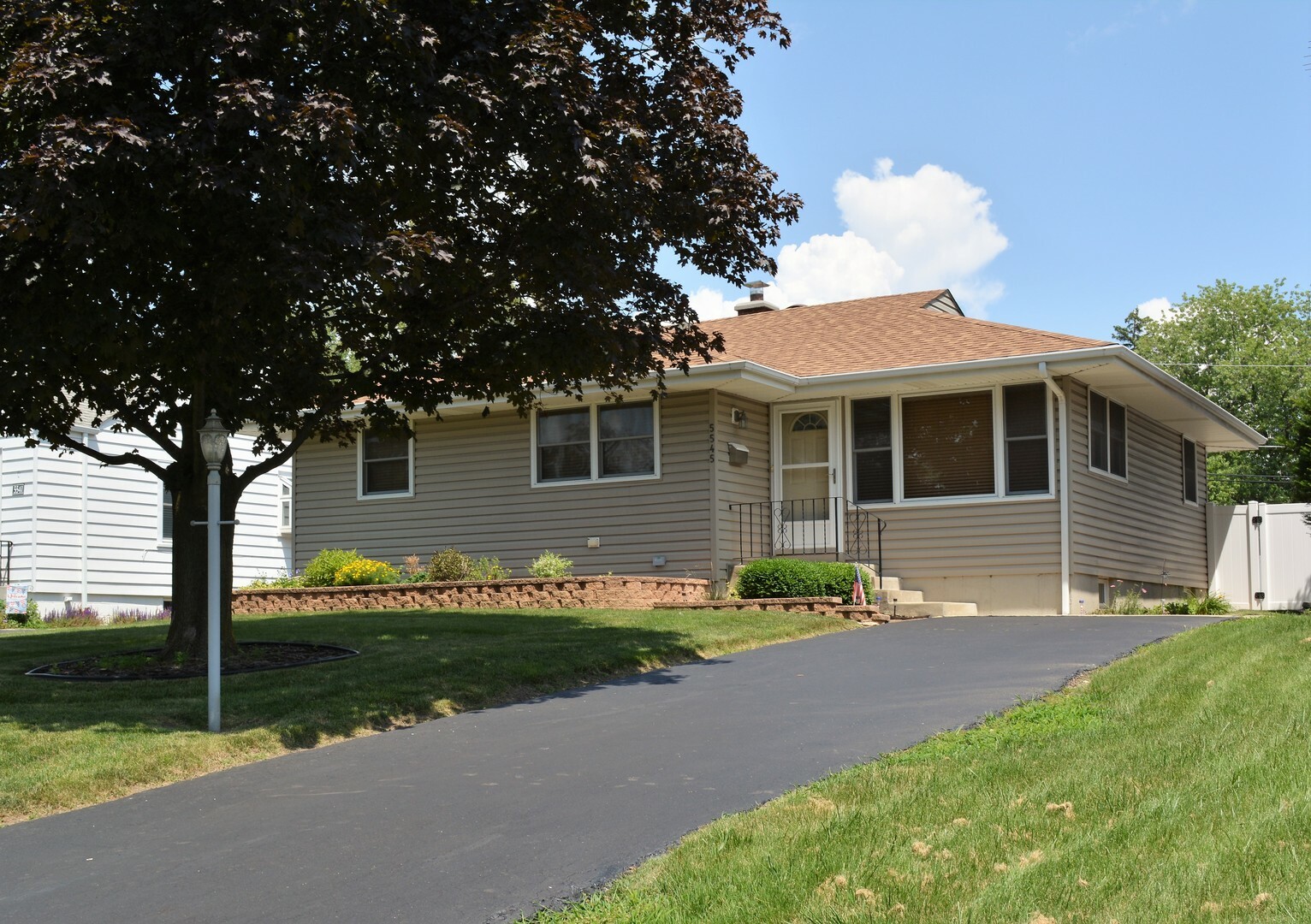 Property Photo: 5545 Webster Street IL 60516