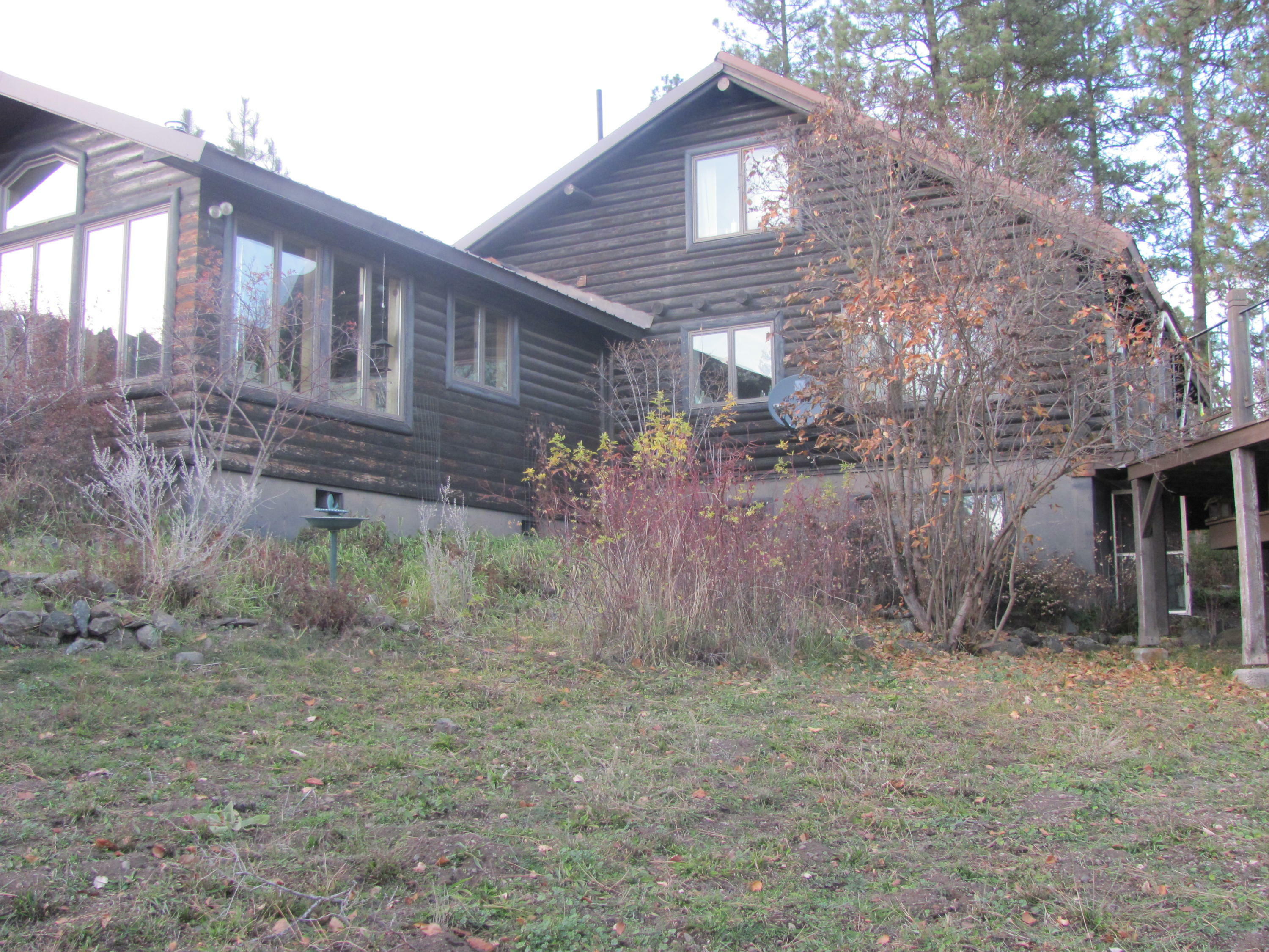 Property Photo:  2858 Iverson Way  WA 99109 