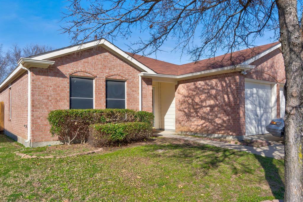 Property Photo:  118 Walnut Drive  TX 75159 