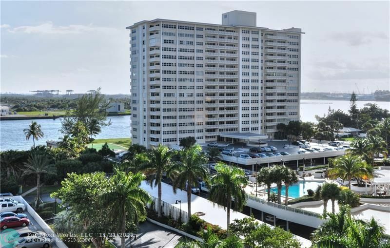 Property Photo:  2100 S Ocean Dr 14G  FL 33316 