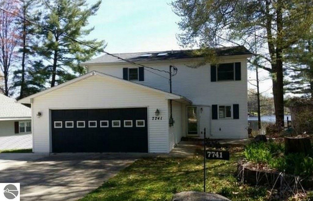 Property Photo:  7741 Peninsula  MI 48622 