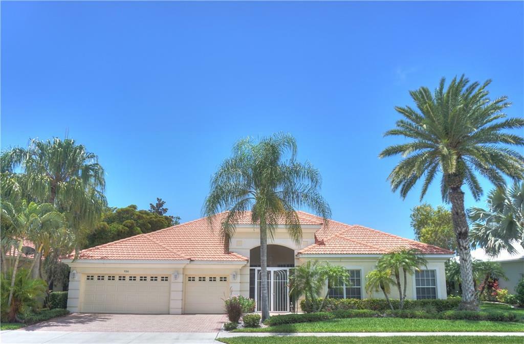 Property Photo: 930 Chickadee Drive FL 34285