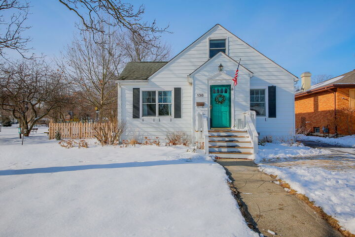 138 North Eastern Avenue  Bartlett IL 60103 photo