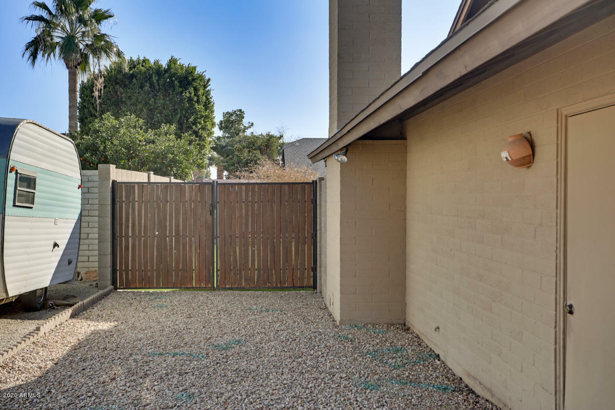 Property Photo:  5943 W Campo Bello Drive  AZ 85308 