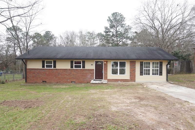 Property Photo: 1106 NW Mountain View Road 30012