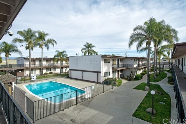 Property Photo:  5530 Ackerfield Avenue 101  CA 90805 