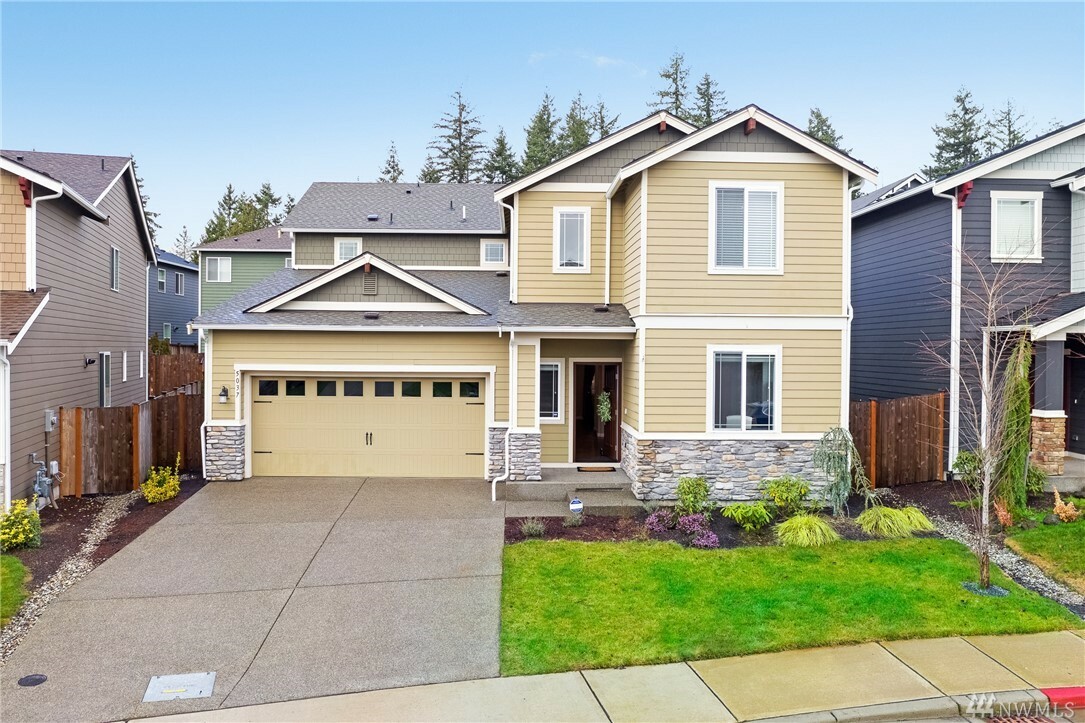 Property Photo:  5037 Mariner St  WA 98332 