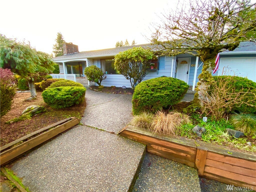 Property Photo:  3416 67th Ave W  WA 98466 