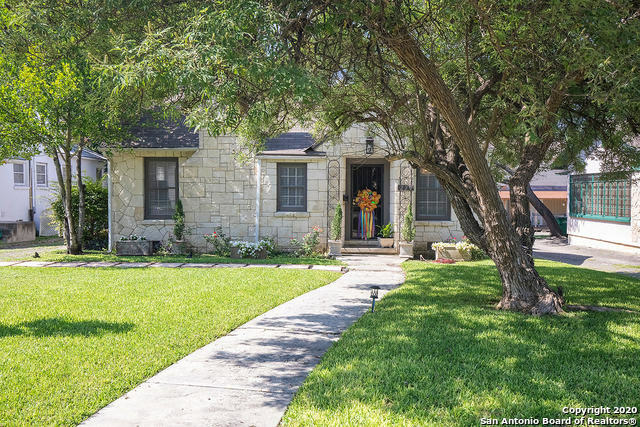 Property Photo:  220 Thomas Jefferson Dr  TX 78228 