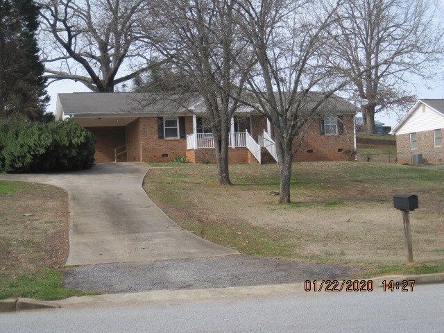 Property Photo:  9766 Highway 221  SC 29388 