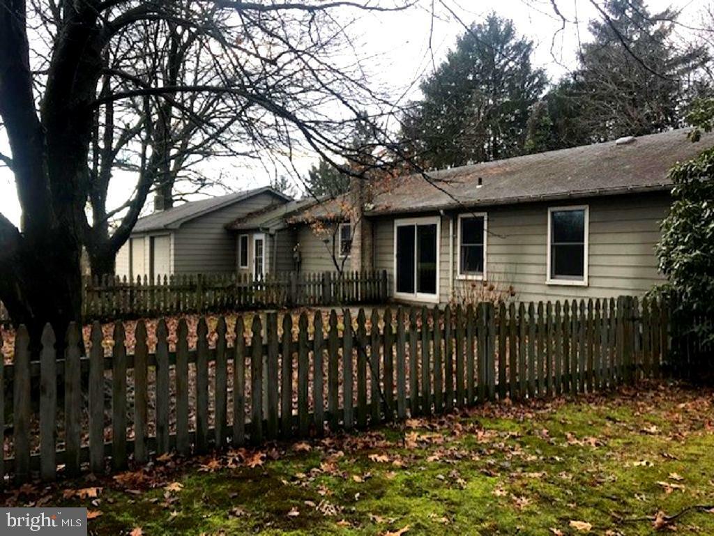 Property Photo:  520 W Spring Valley Road  PA 17365 