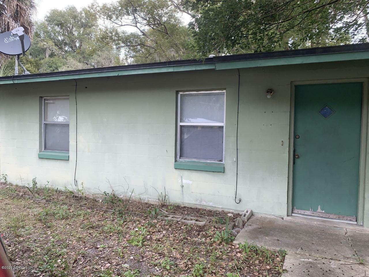 Property Photo:  609 N 6th Street  FL 32177 