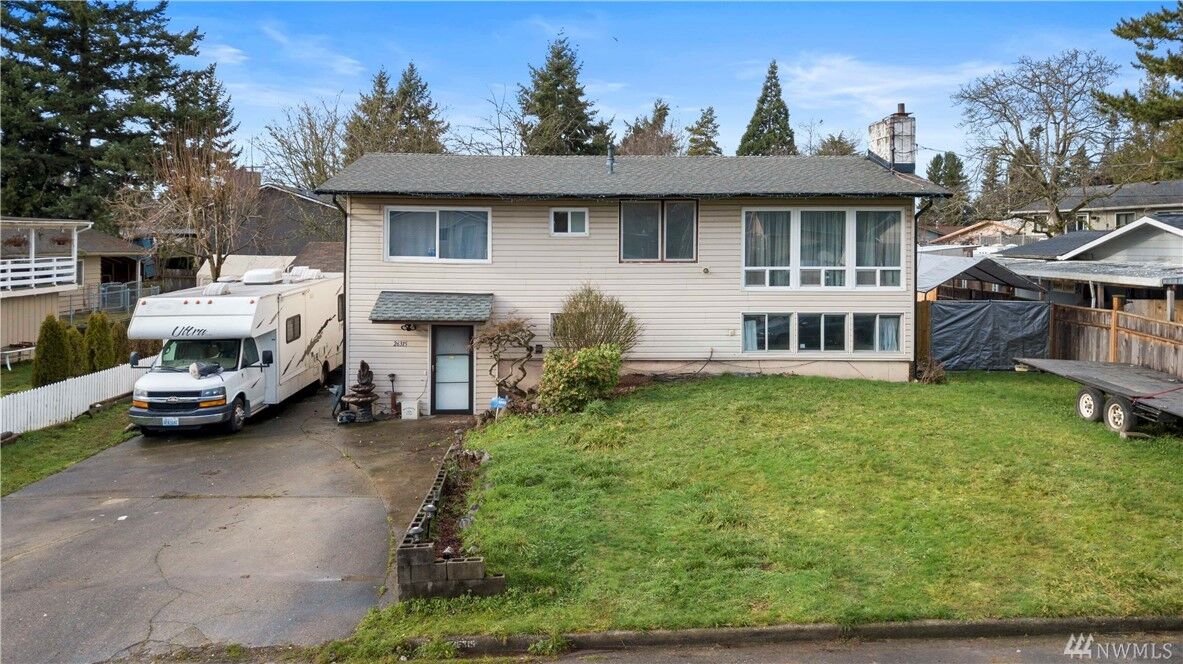 Property Photo: 26315 20th Avenue S WA 98198