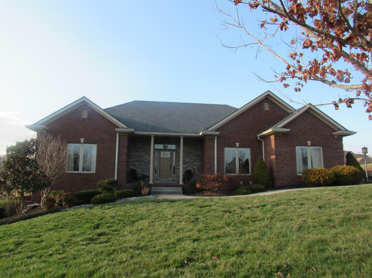 Property Photo:  663 Oakwood Dr  KY 40744 