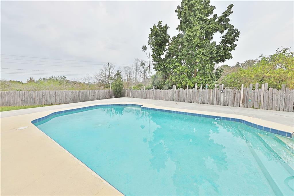 Property Photo:  2895 Buccaneer Drive  FL 32792 