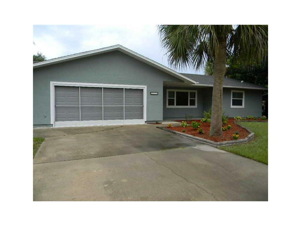 Property Photo:  382 Biscayne Lane  FL 32958 