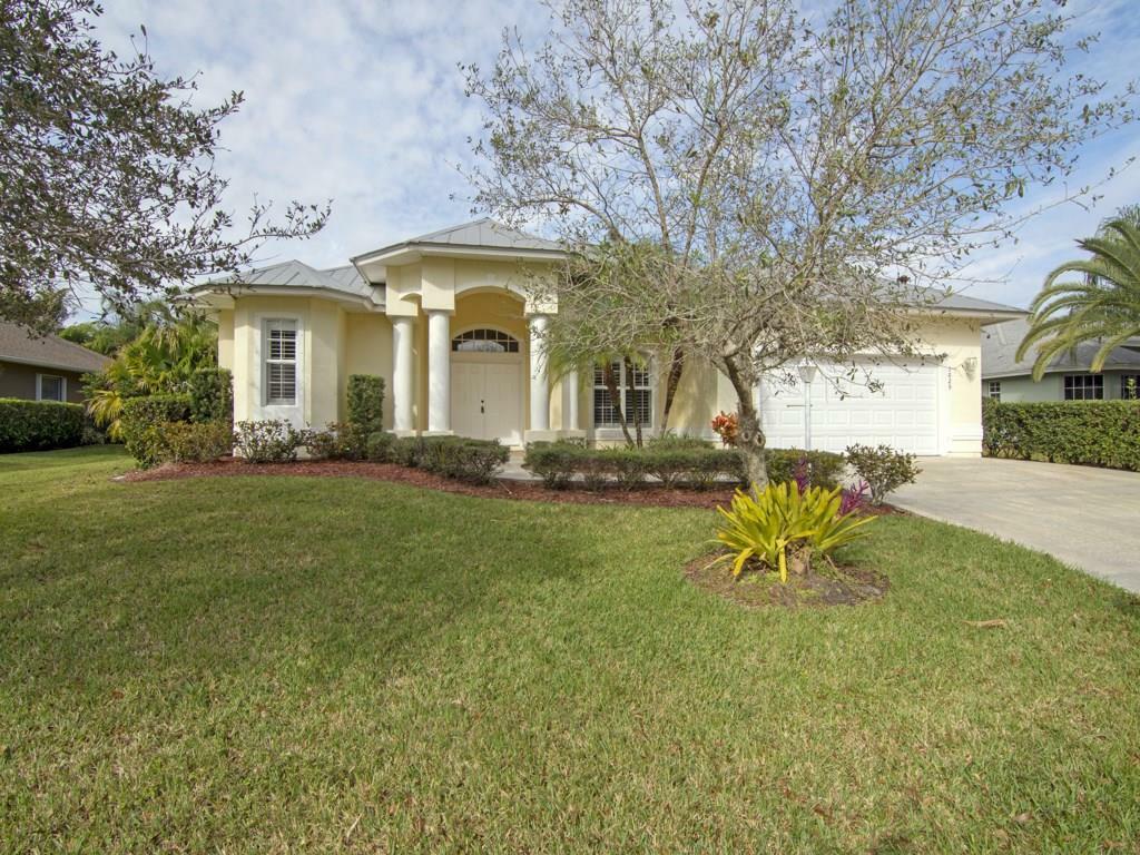 Property Photo:  1025 White Tail Avenue SW  FL 32968 