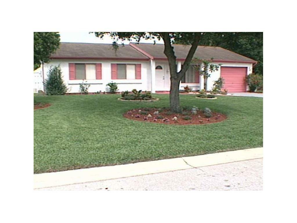 Property Photo:  2425 6th Road SW  FL 32962 