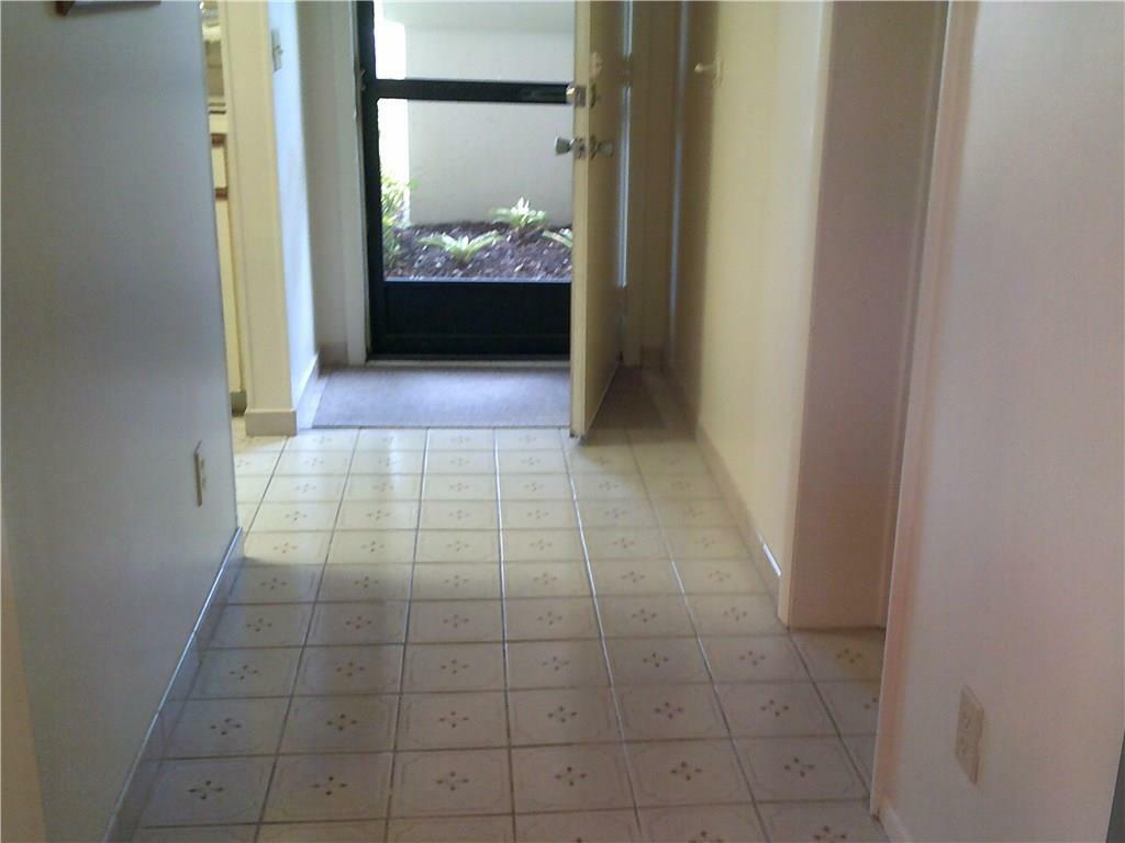 Property Photo:  44 Plantation Drive 102  FL 32966 