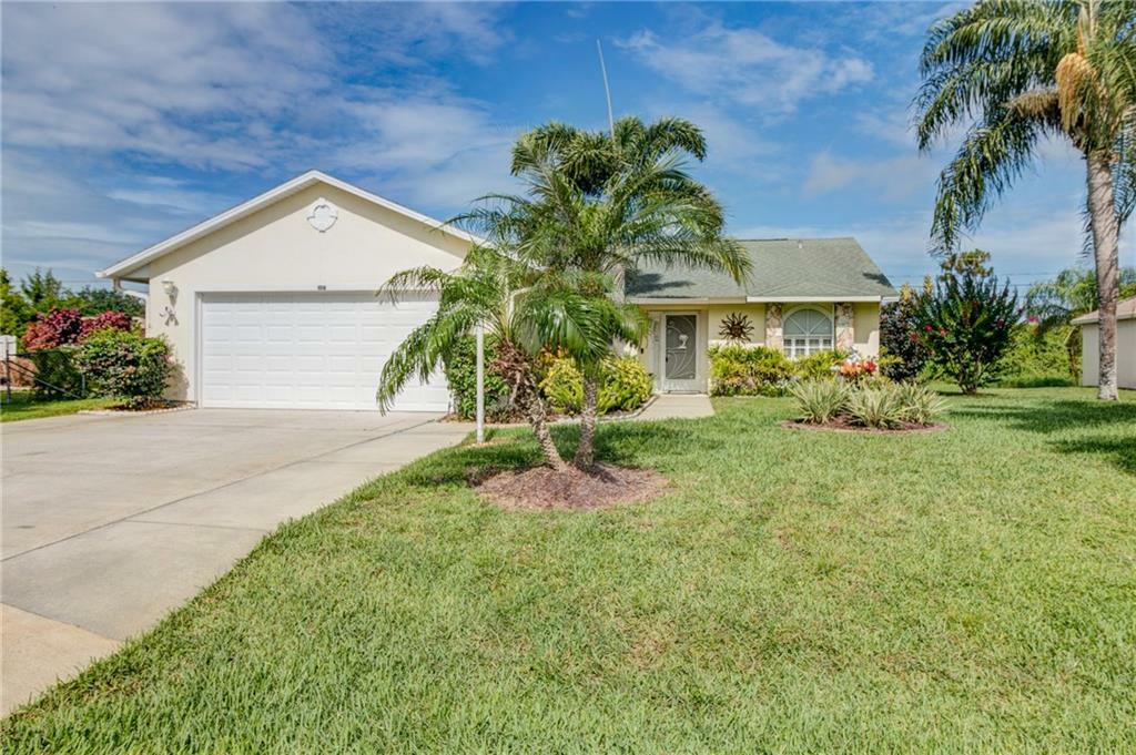 Property Photo:  108 Pelican Island Place  FL 32958 