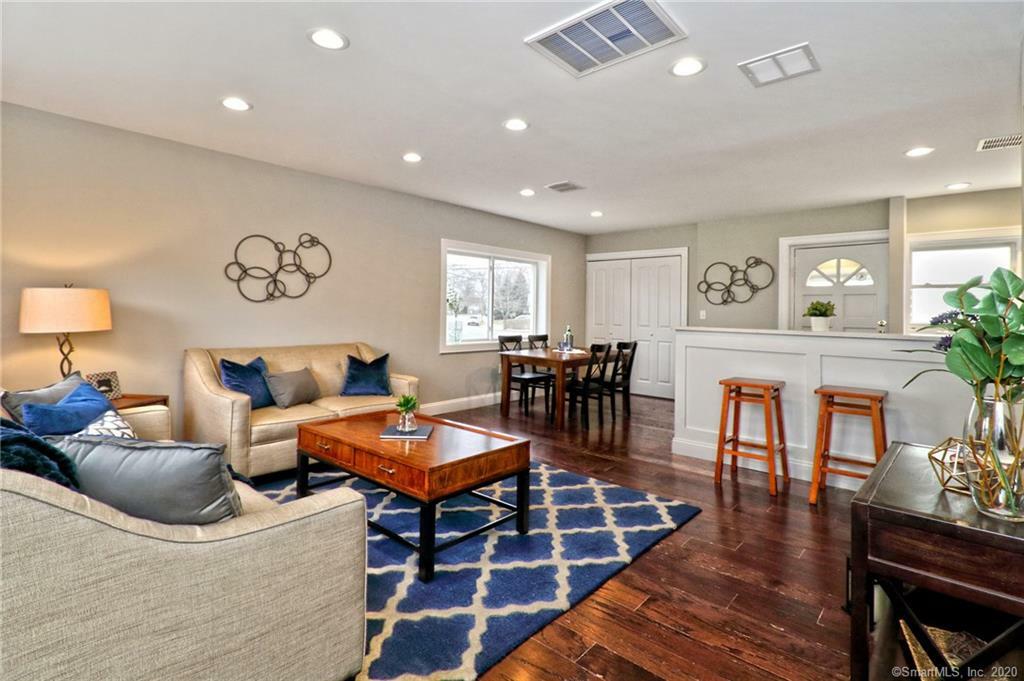 Property Photo: 7 Winslow Drive CT 06516