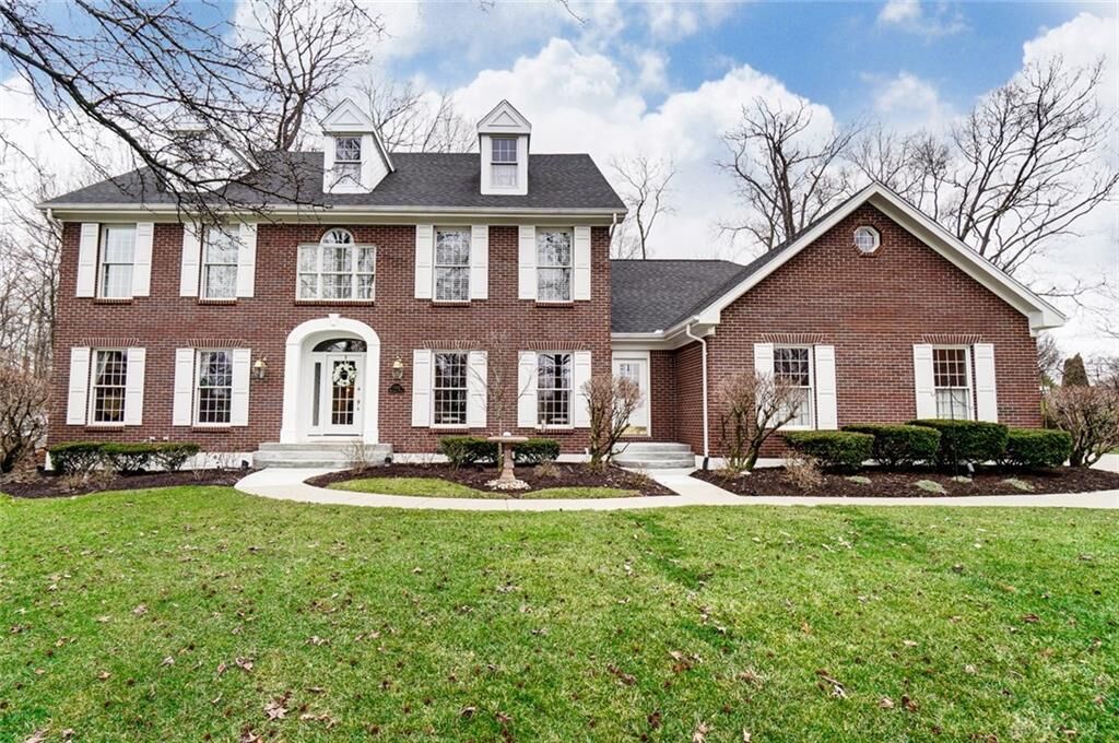 Property Photo:  1510 Waterbury Woods Lane  OH 45458 