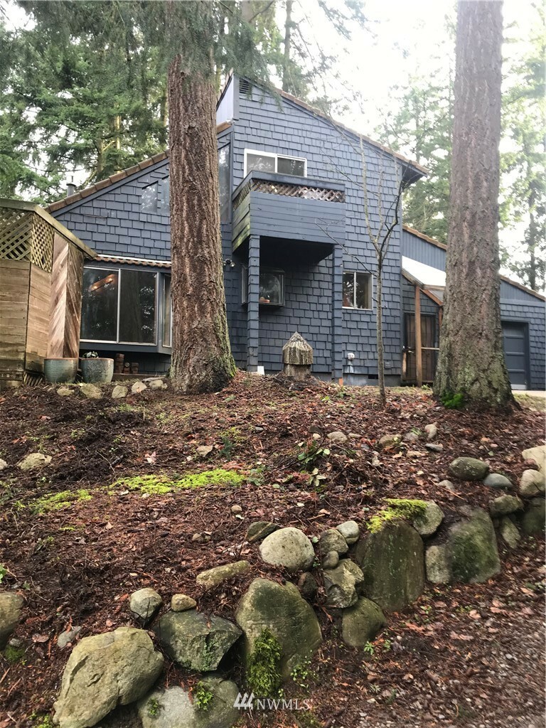 Property Photo:  19112 Maryann Drive E  WA 98321 