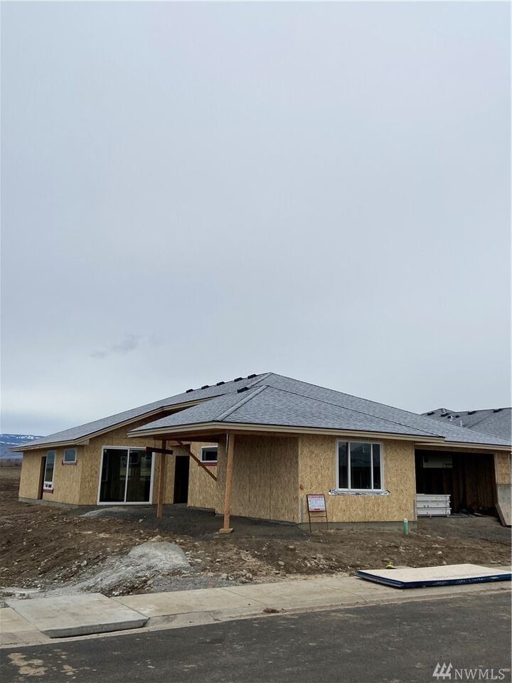 213 E Stanford Ave  Ellensburg WA 98926 photo