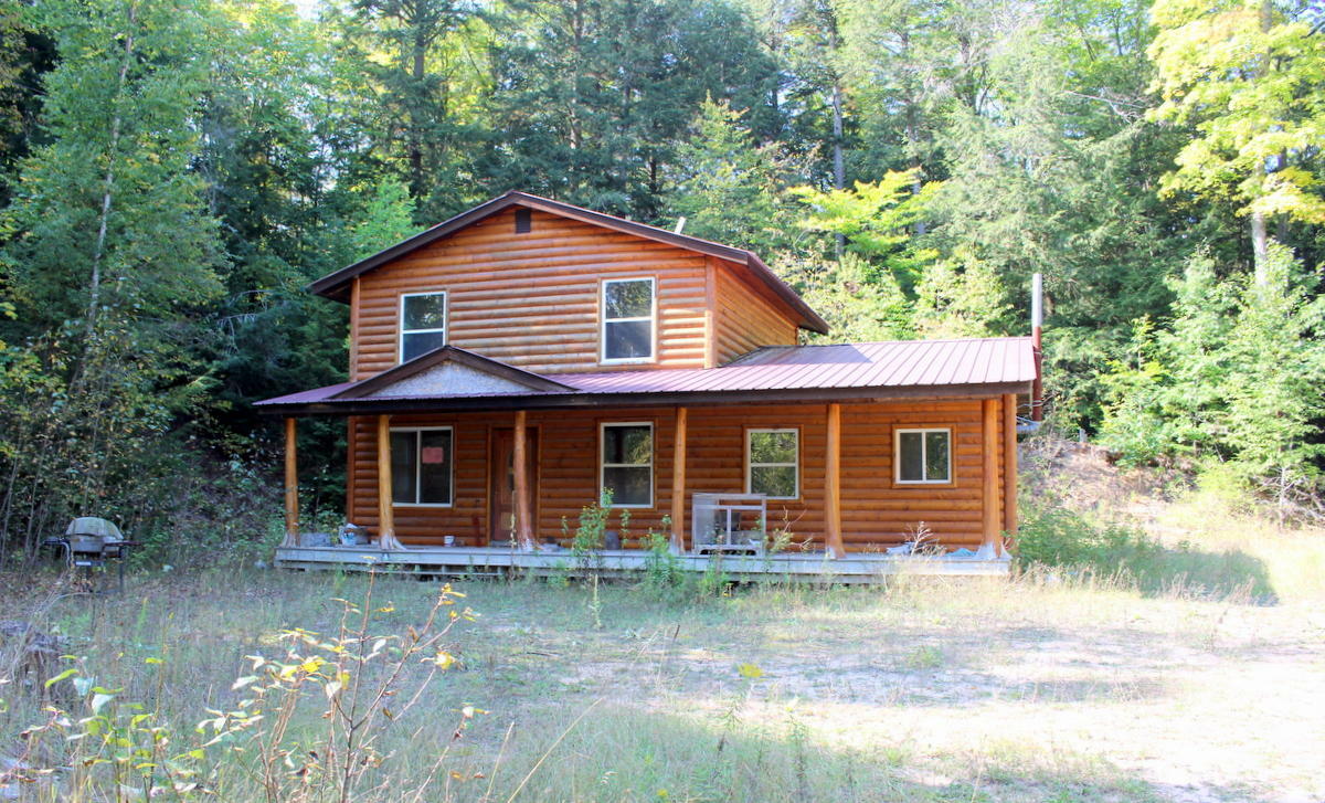 Property Photo:  6792 Kelley Drive  MI 49759 