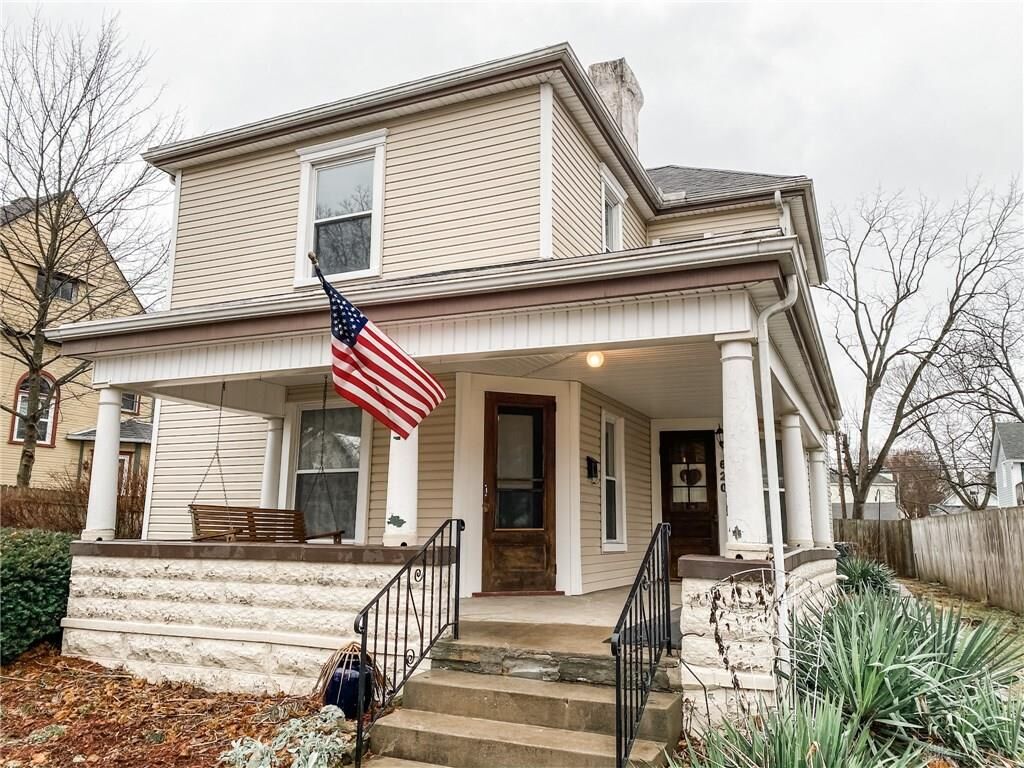 Property Photo: 620 E Franklin Street OH 45373