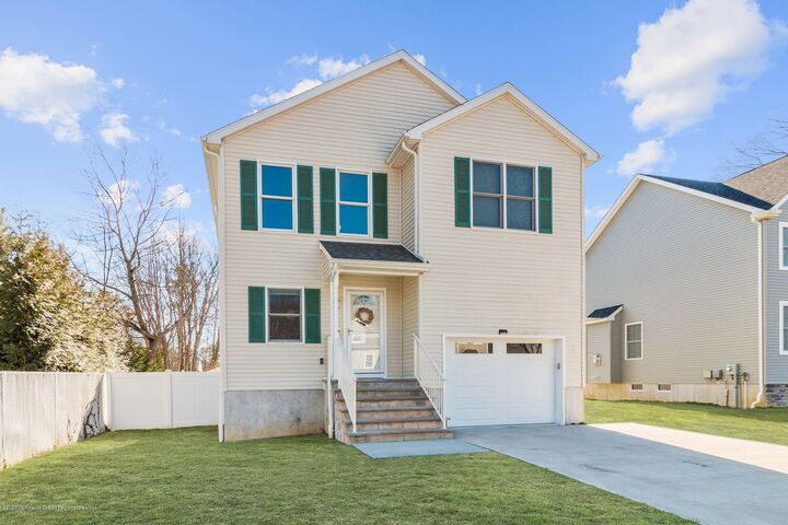 22 Avenue E  Monroe NJ 08831 photo