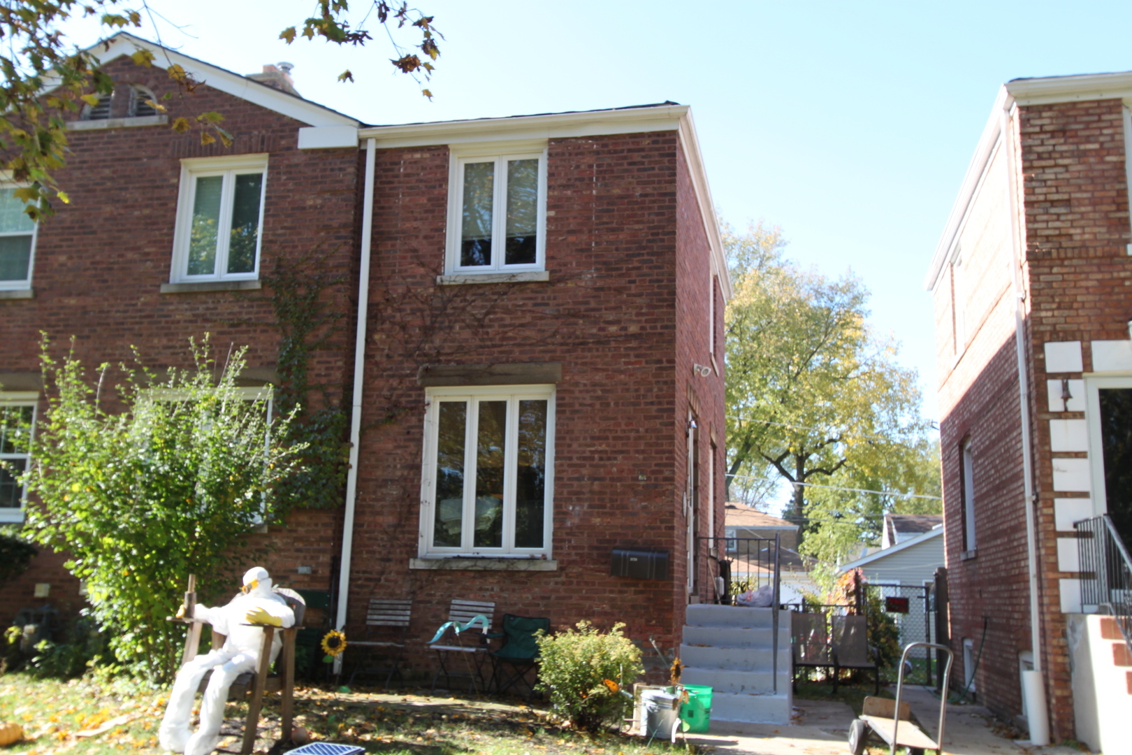 Property Photo: 1670 Orchard Street IL 60018