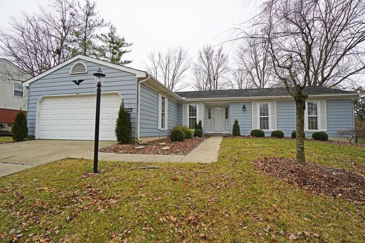 7917 Heatherglen Dr  Anderson Twp OH 45255 photo