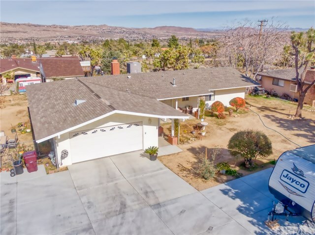 Property Photo: 56614 Java Drive CA 92284