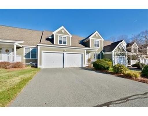 Property Photo:  4 Washington Court 4  MA 01569 