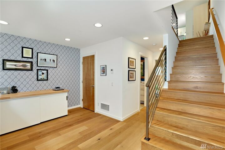 Property Photo: 3909 SW Findlay Street WA 98136