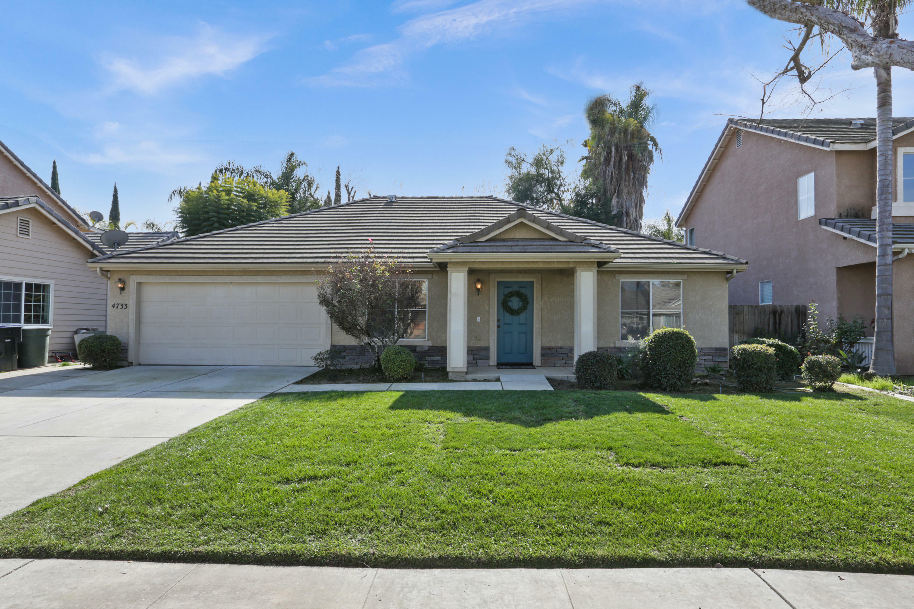 Property Photo:  4733 W Russell Court  CA 93277 